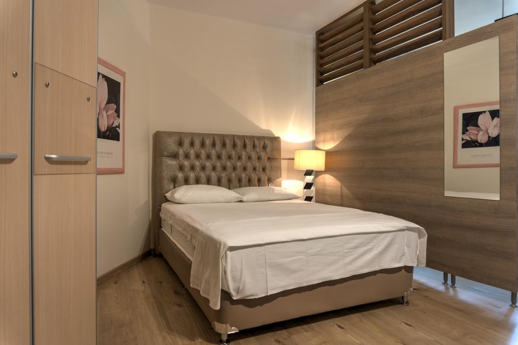 Kouros Studios Kavala Buitenkant foto